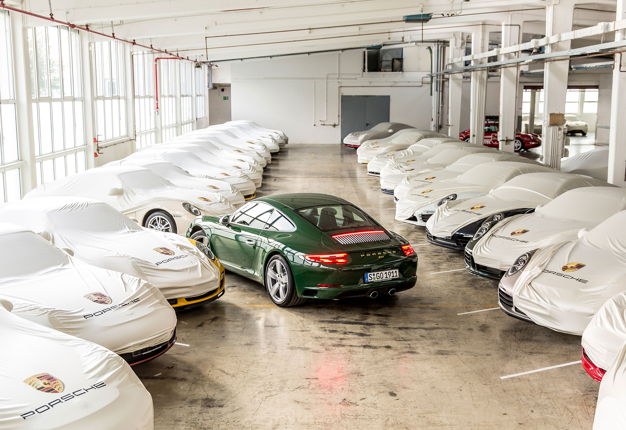 high_one_millionth_911_911_carrera_s_kit_2017_porsche_ag-7.jpg