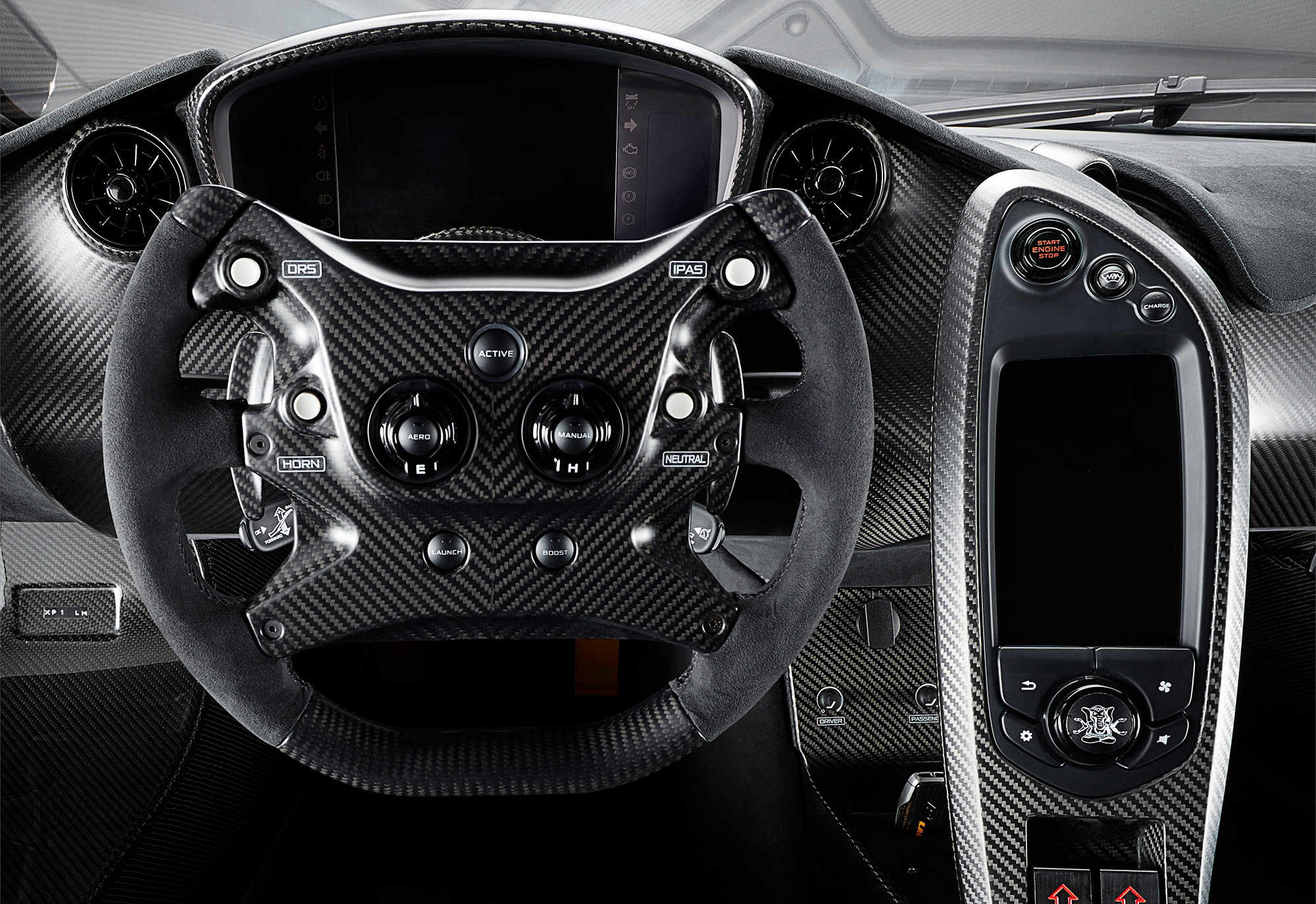 Lanzante_P1-LM_Interior.jpg