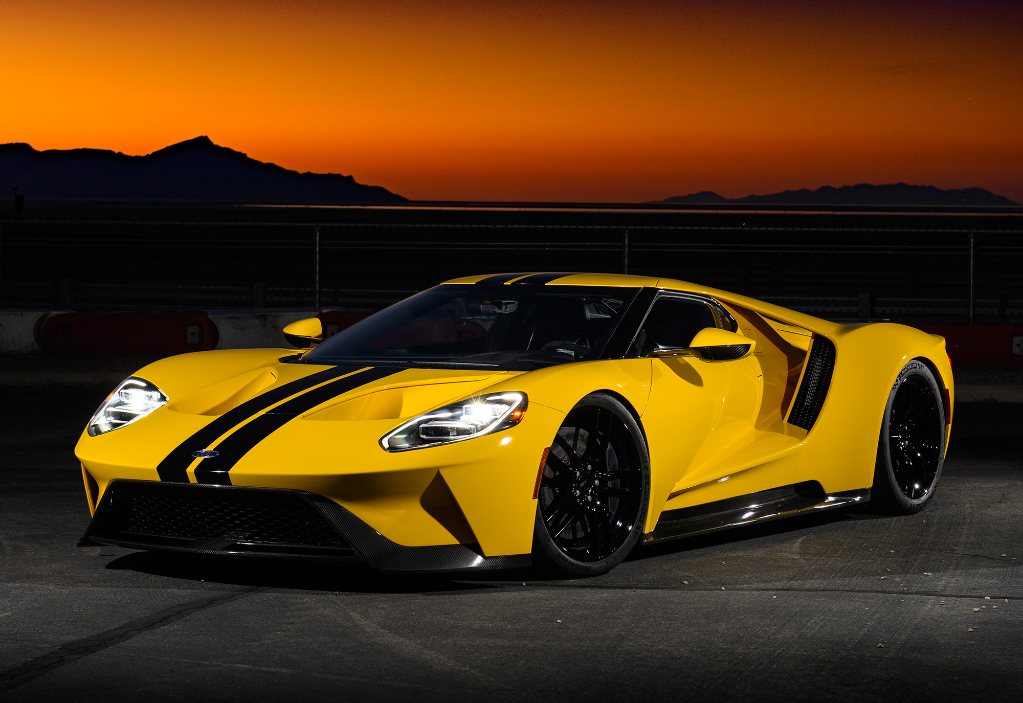 The-Ford-GT-makes-its-dynamic-debut-at-Goodwood-FoS.jpg