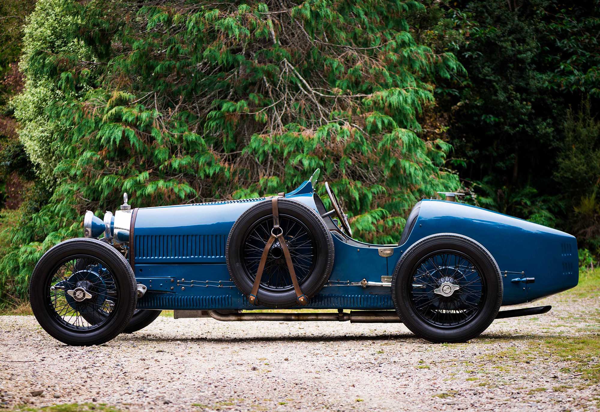 1926-Bugatti-Type-37_Coys_Blenheim-Palace_2.jpg