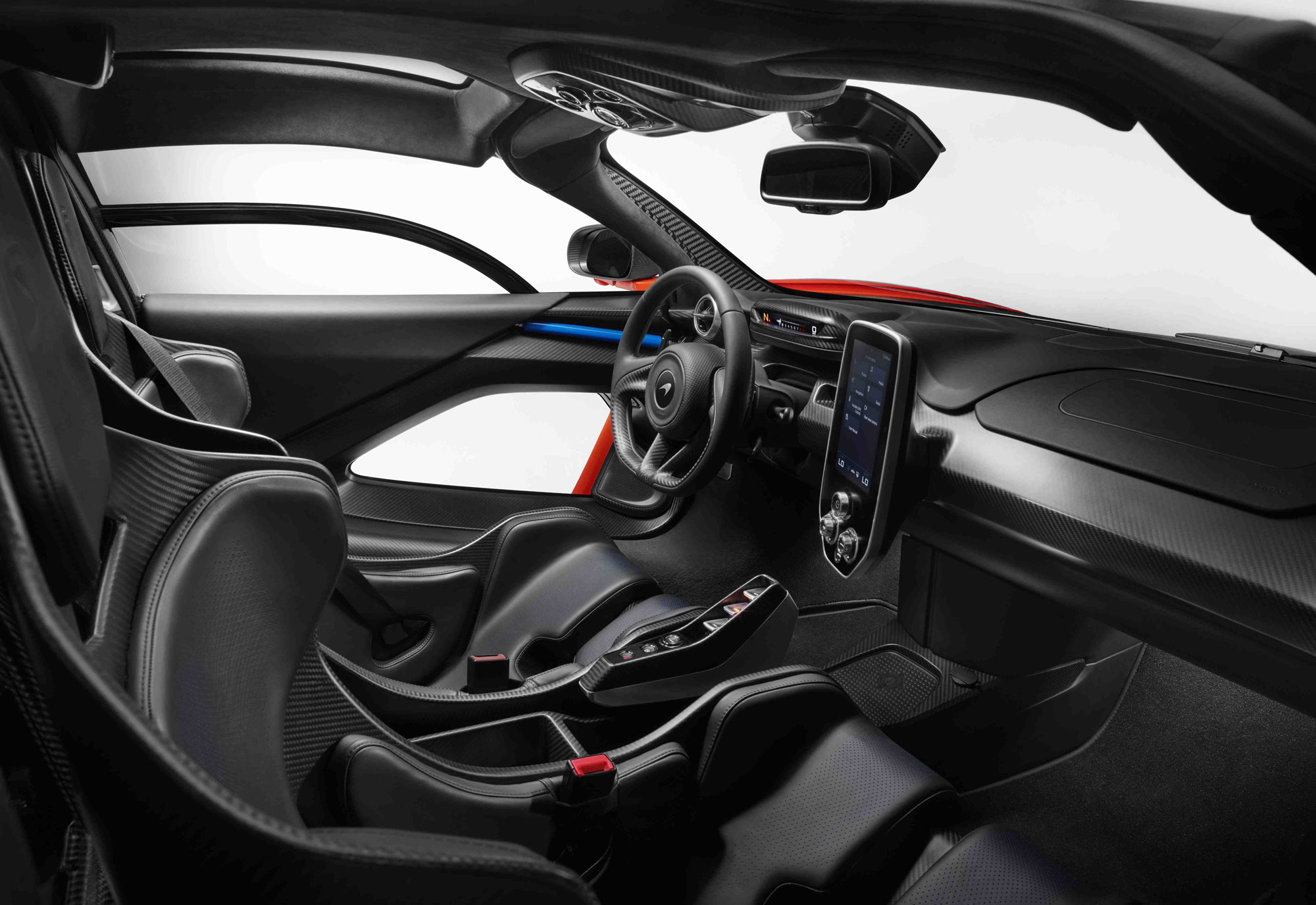 McLaren-Senna-Interior-3.jpg