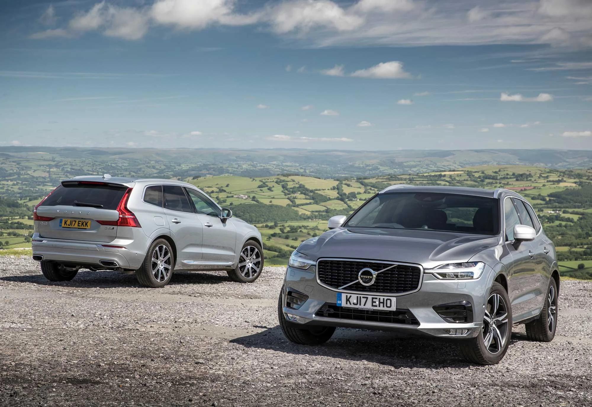 210476_Volvo_XC60.jpg