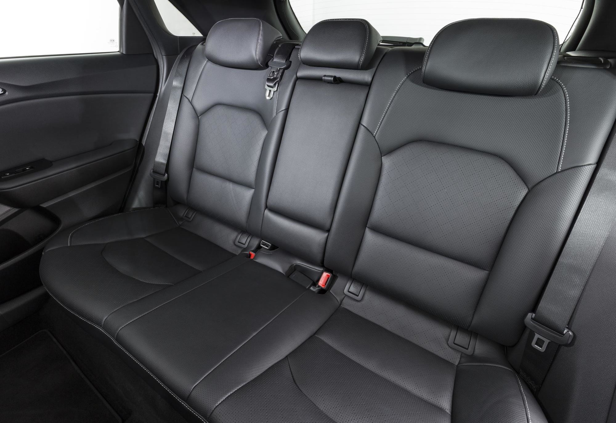 Kia Ceed Interior 007.jpg