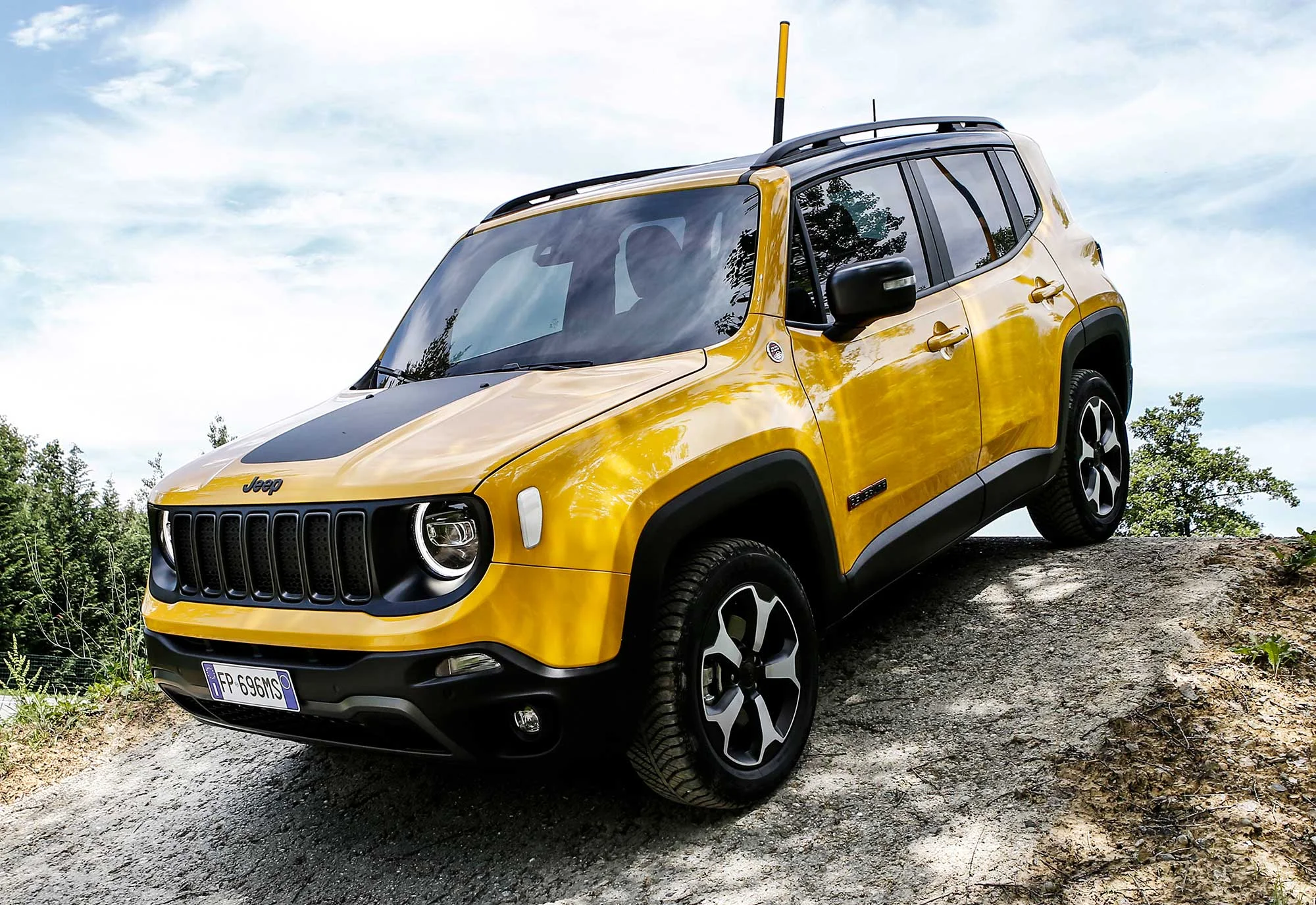 Jeep renegade launch