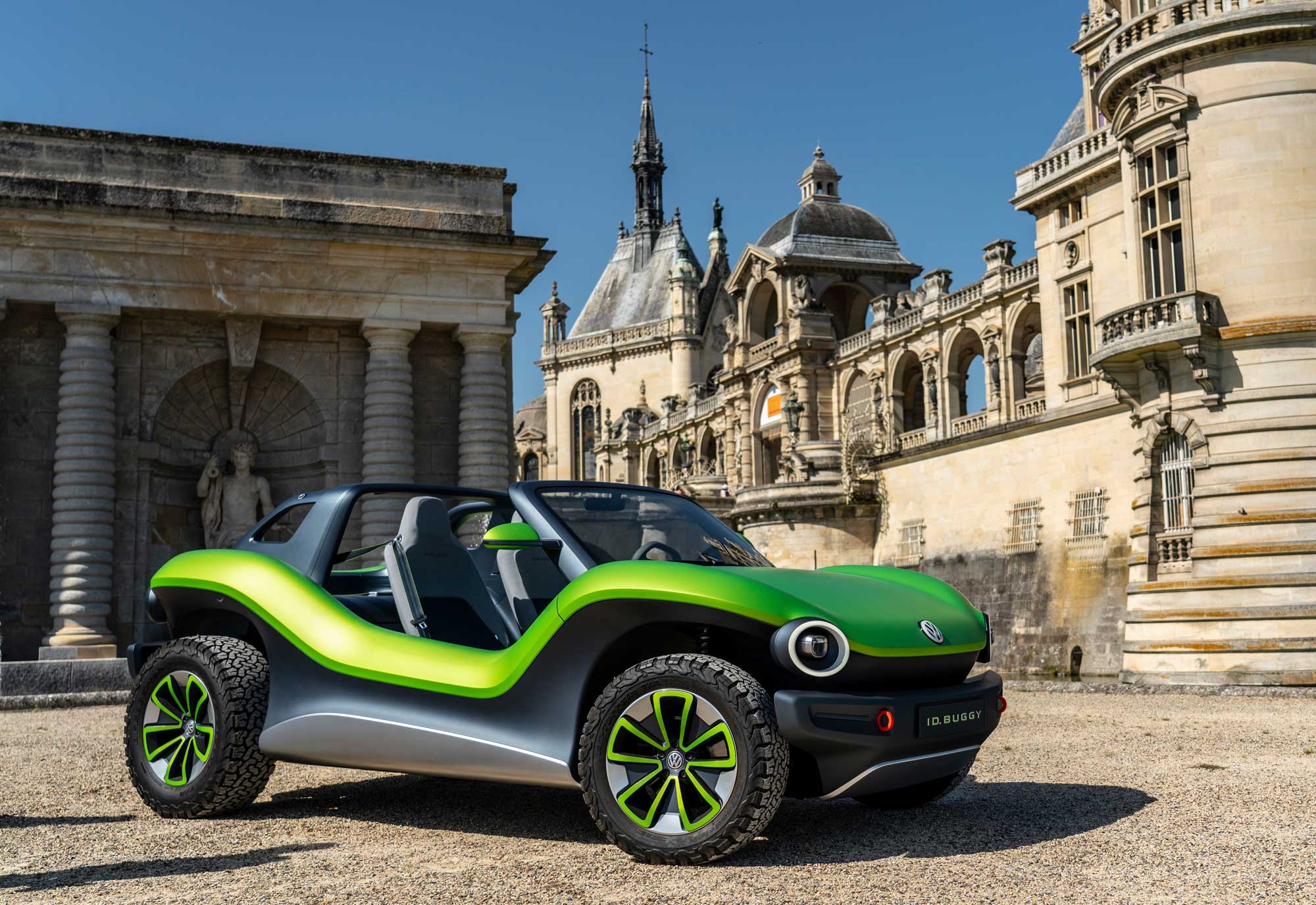DB2019AU00959_large.jpg