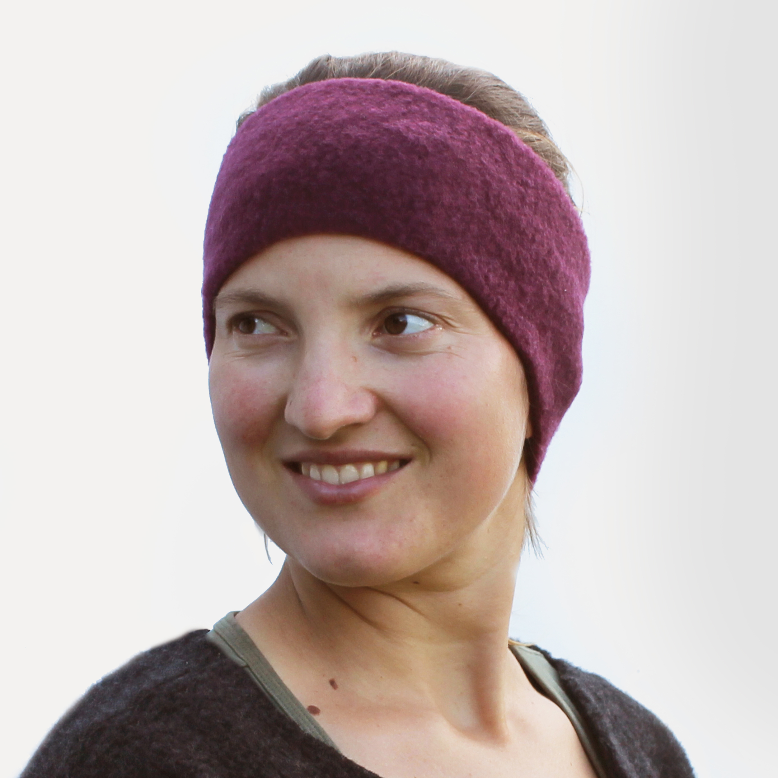  Headband €12,- &nbsp; &nbsp;   Order Here   