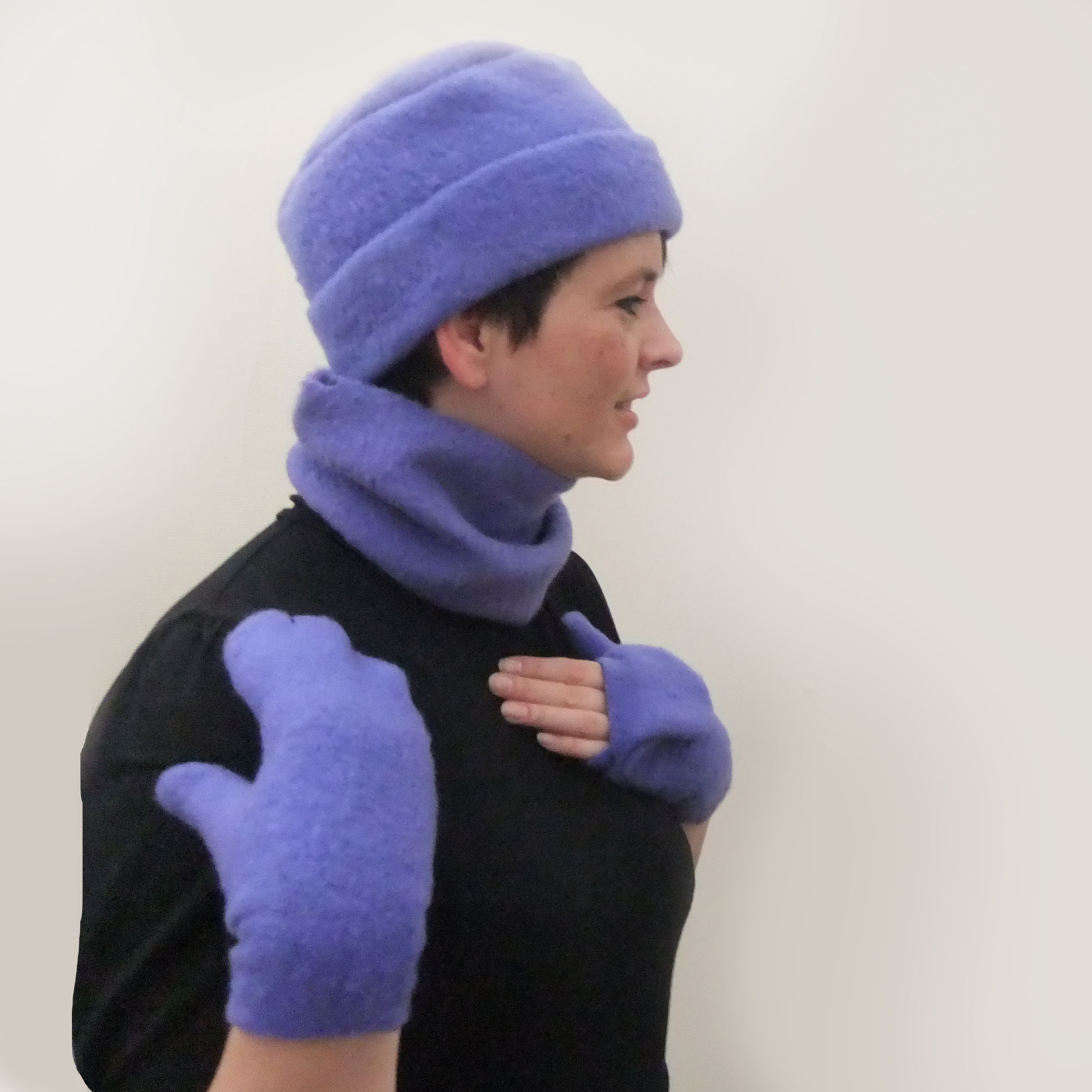  Glittens €25,- &nbsp; &nbsp;   Order Here   
