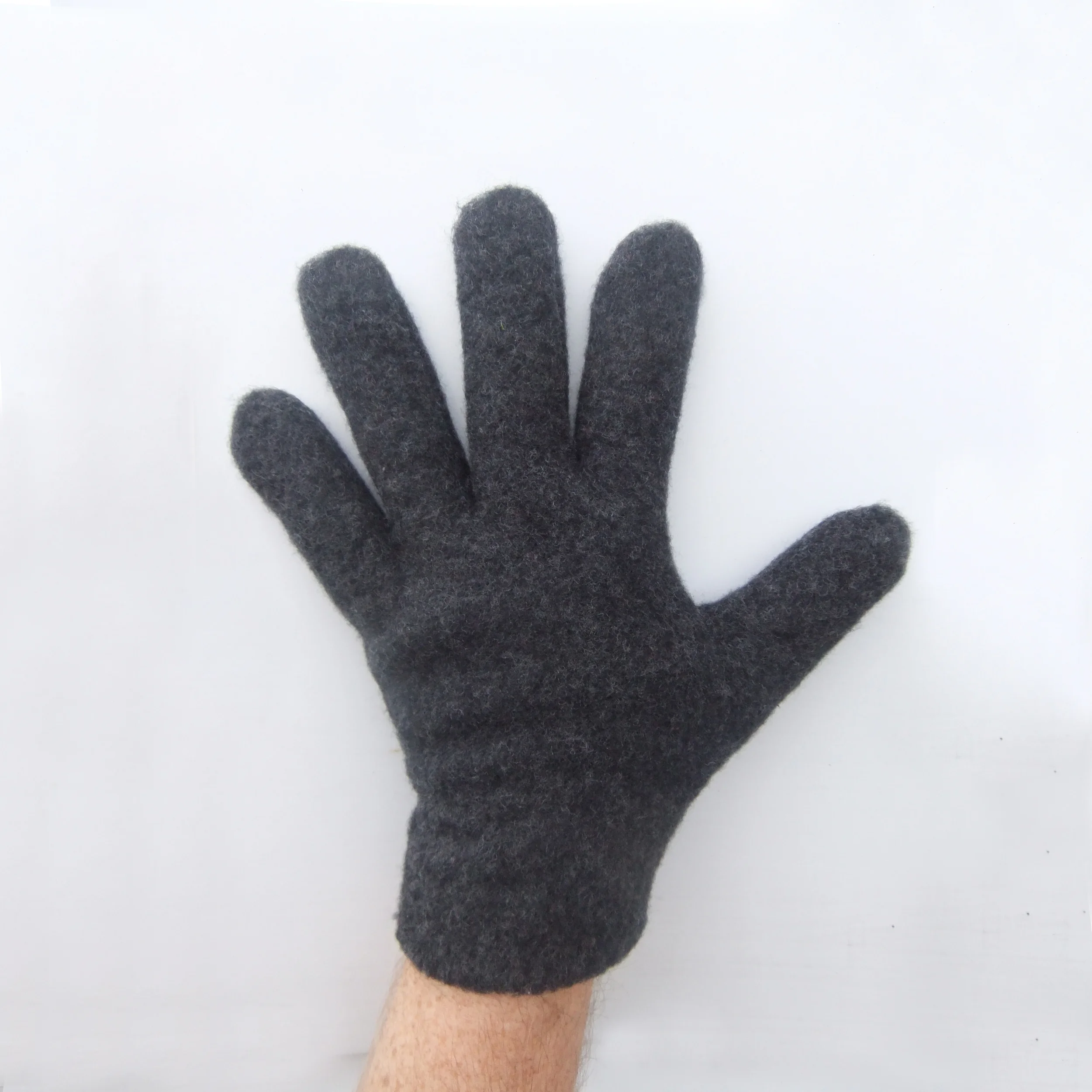  Full Gloves €30,- &nbsp; &nbsp;   Order Here   