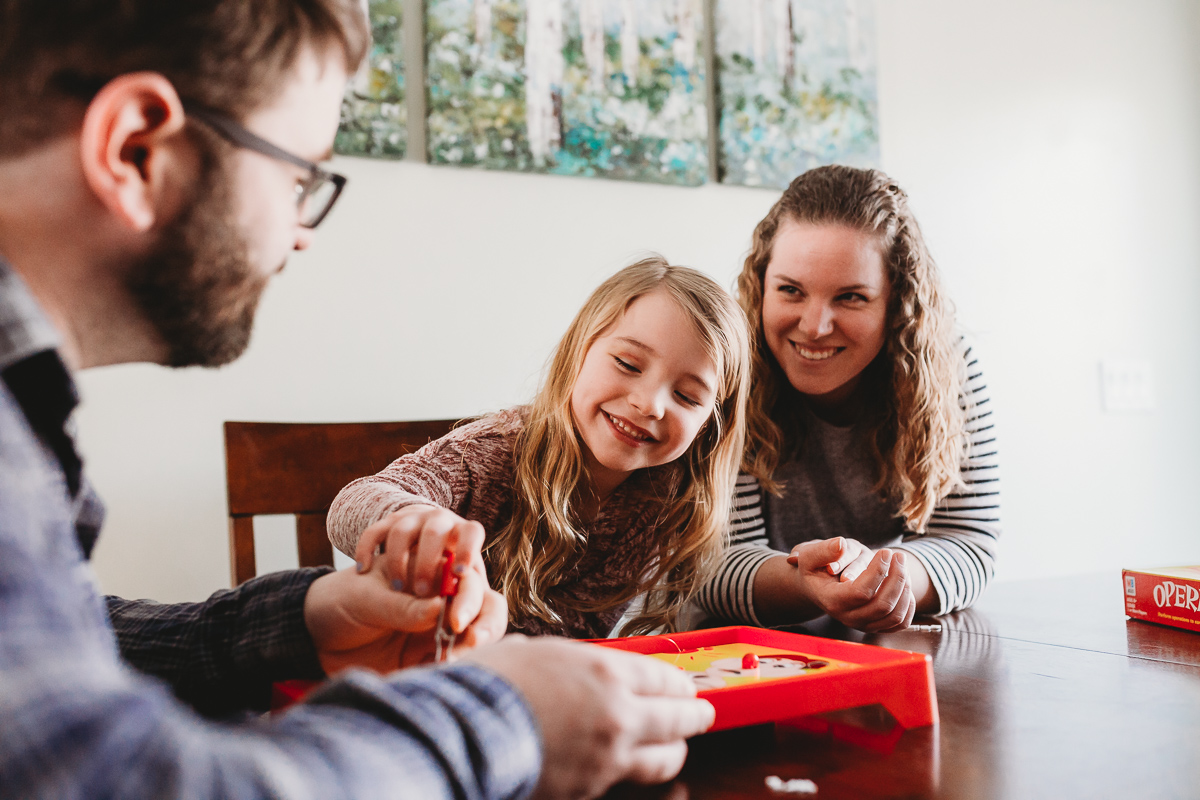 Step 3: Family Session Day Your only job is to show up and enjoy each other's company! Okay and maybe bring some snacks and drinks in case the little ones need a break. But otherwise, just have fun together, relax, have a good time and embrace whatever mood you feel. Portraits are best when you are being yourself!