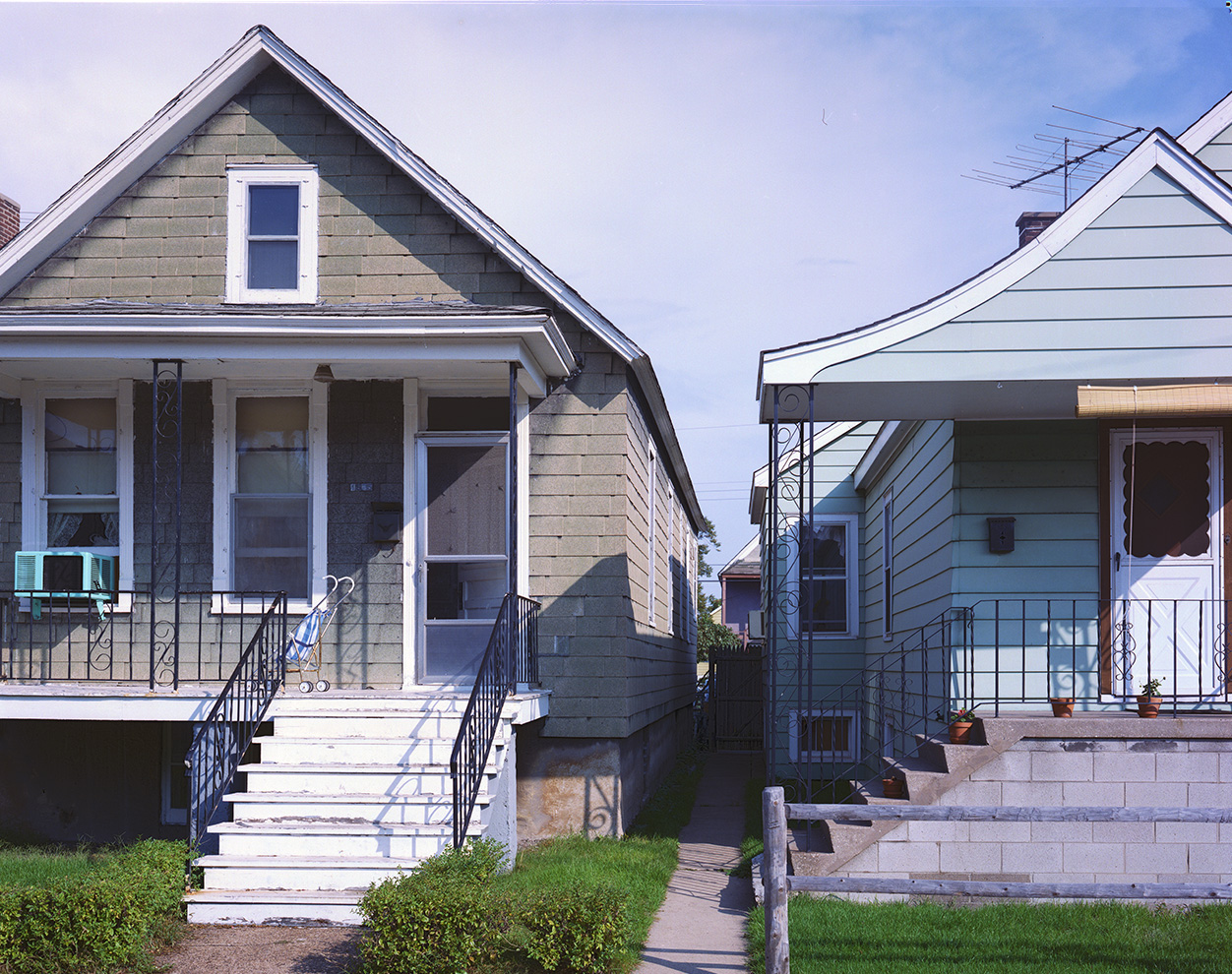 Two Houses and steps, Chicago 1987).jpg