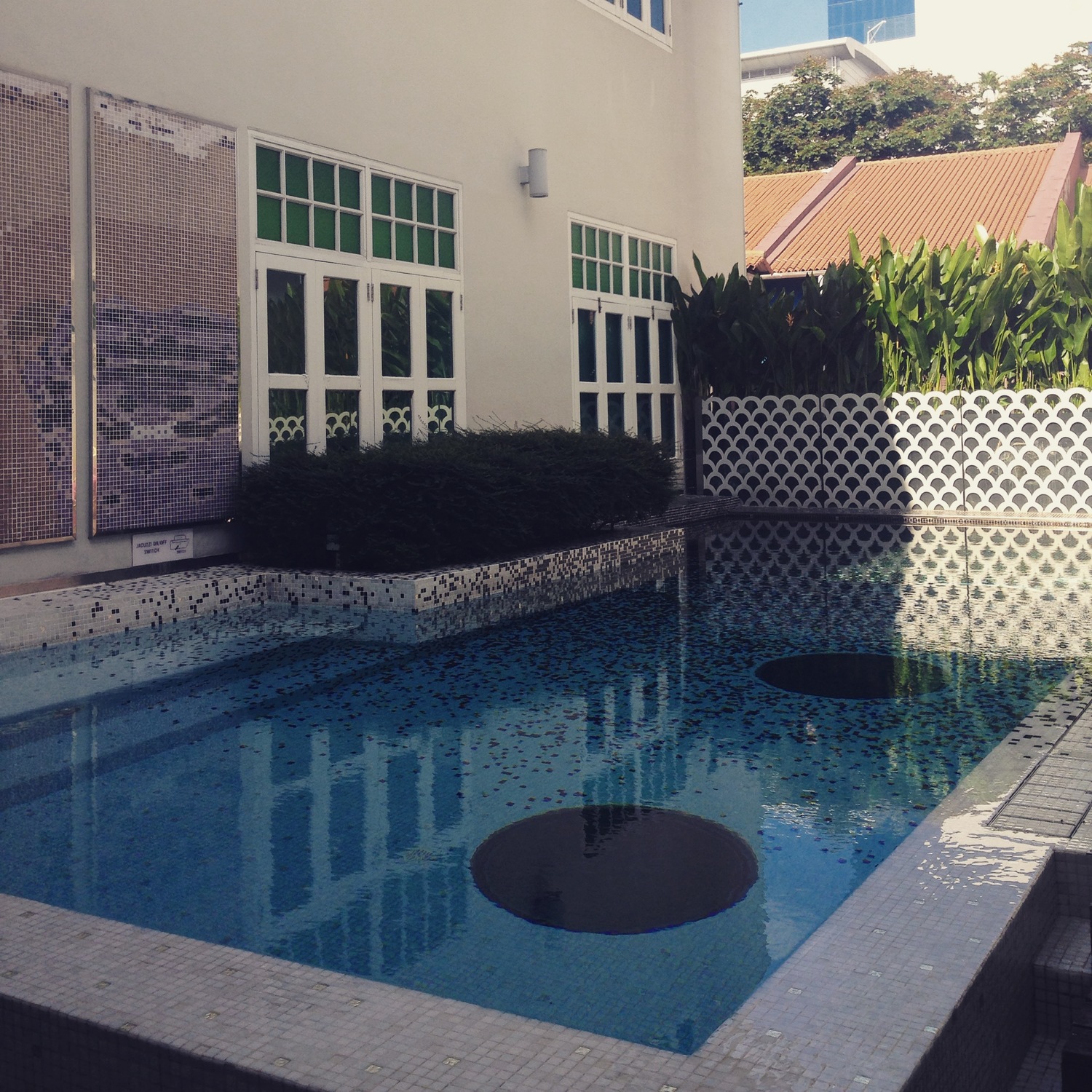 New Majestic Pool