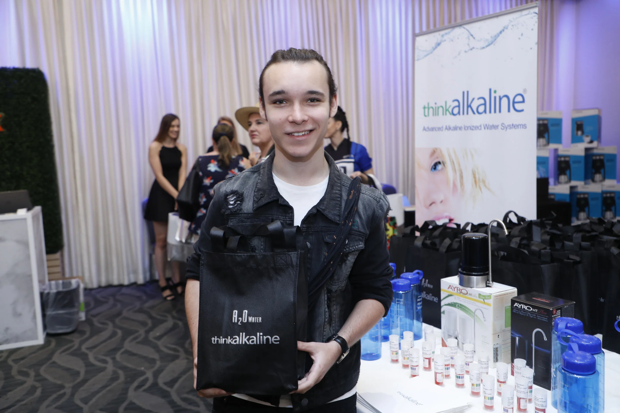 061418_secretroomevents_EF_Alkaline.068.JPG