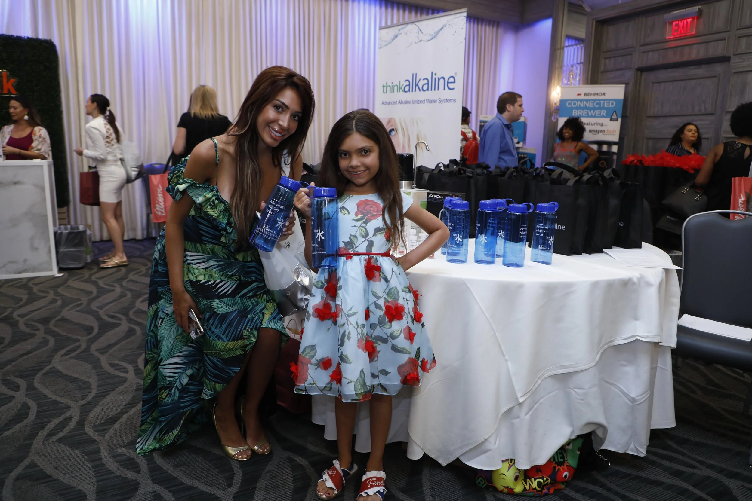 061418_secretroomevents_EF_Alkaline.089.JPG