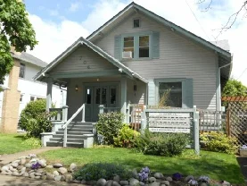 704 Cottage Street NE Salem, OR 97301