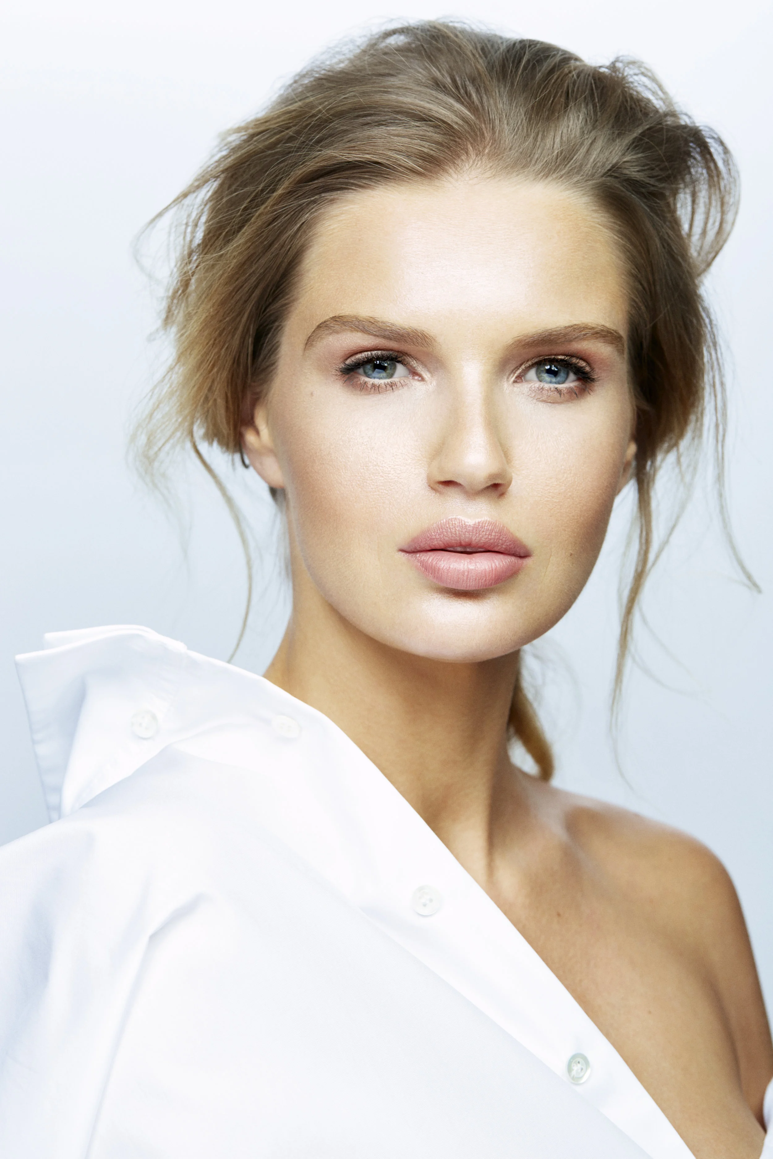 Art direction for Glo Skin Beauty Photographer - David Roemer