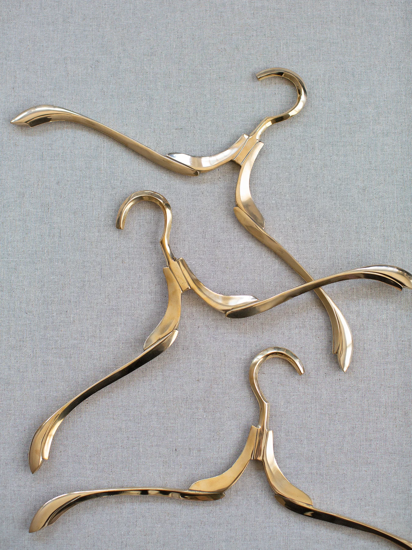 001HANGER.jpg