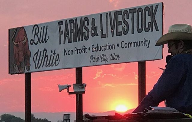 It’s been a beautiful few nights at the @oakleyrodeo!  We can’t wait for the fun to continue tonight!