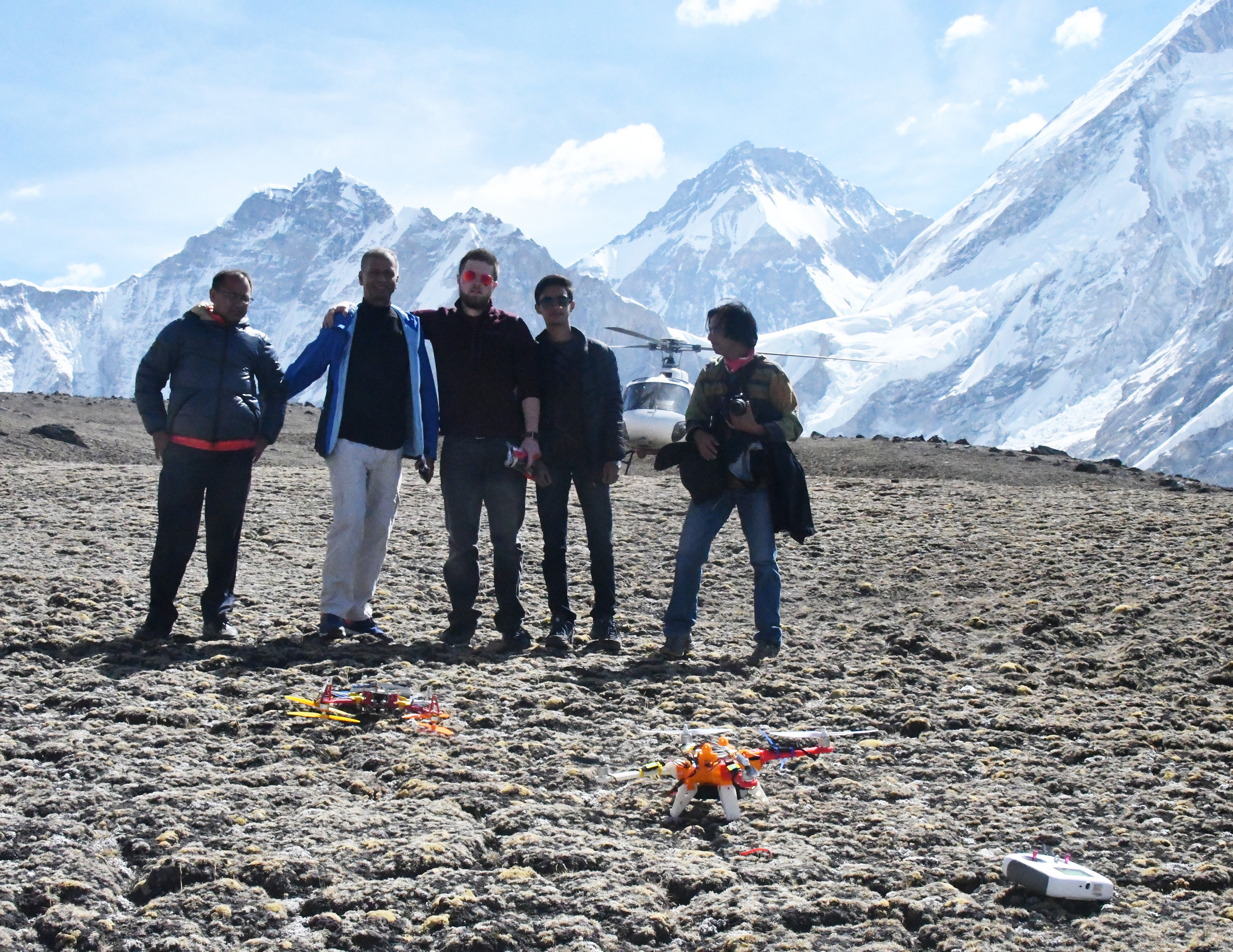 mck nepal 2017 kala patthar team on site DSC_2645.jpg