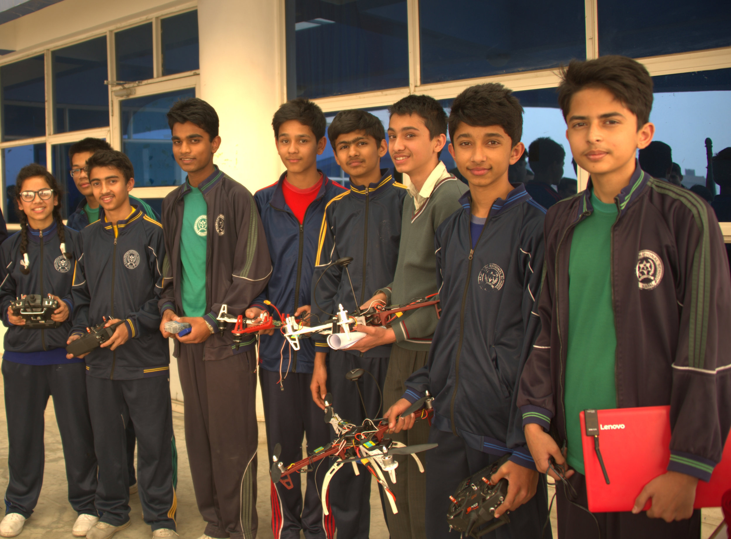 mck nepal 2016 students with drones DSC_6646.jpg