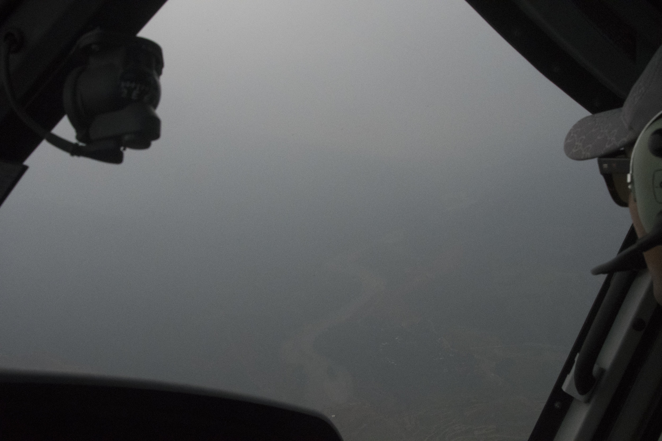 mck nepal 2017 helo pilot murk DSC_2293.jpg