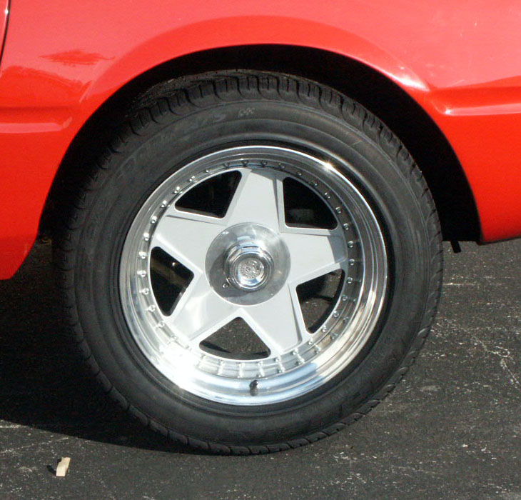 Ferrari 365 GTB/4 Daytona Hot Rod/Restomod with high performance rebuilt engine, brakes, wheels and suspension