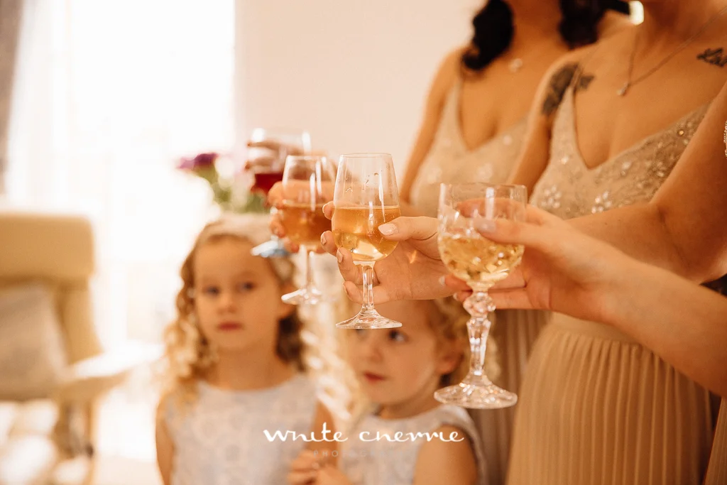 White Cherrie, Edinburgh, Natural, Wedding Photographer, Megan & Davy previews-18.jpg