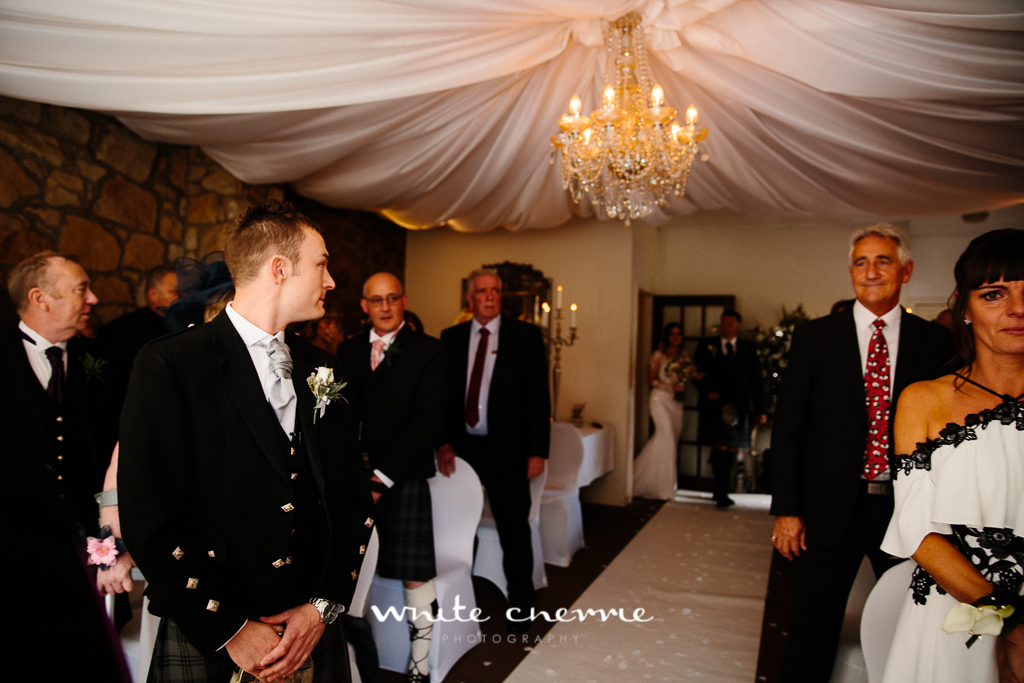 White Cherrie, Edinburgh, Natural, Wedding Photographer, Kayley & Craig previews (20 of 45).jpg