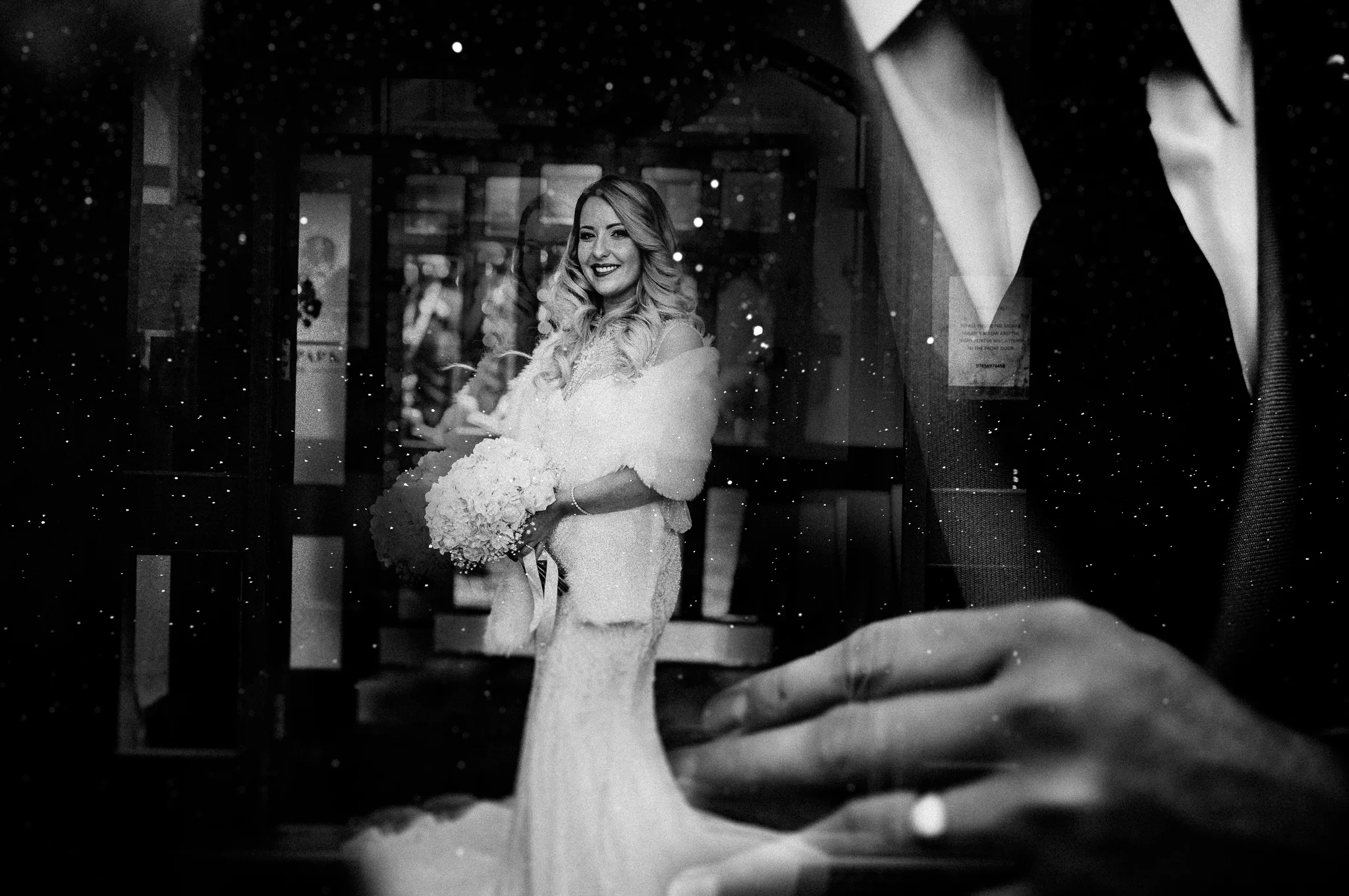 White Cherrie - Hannah & Scott-2.jpg