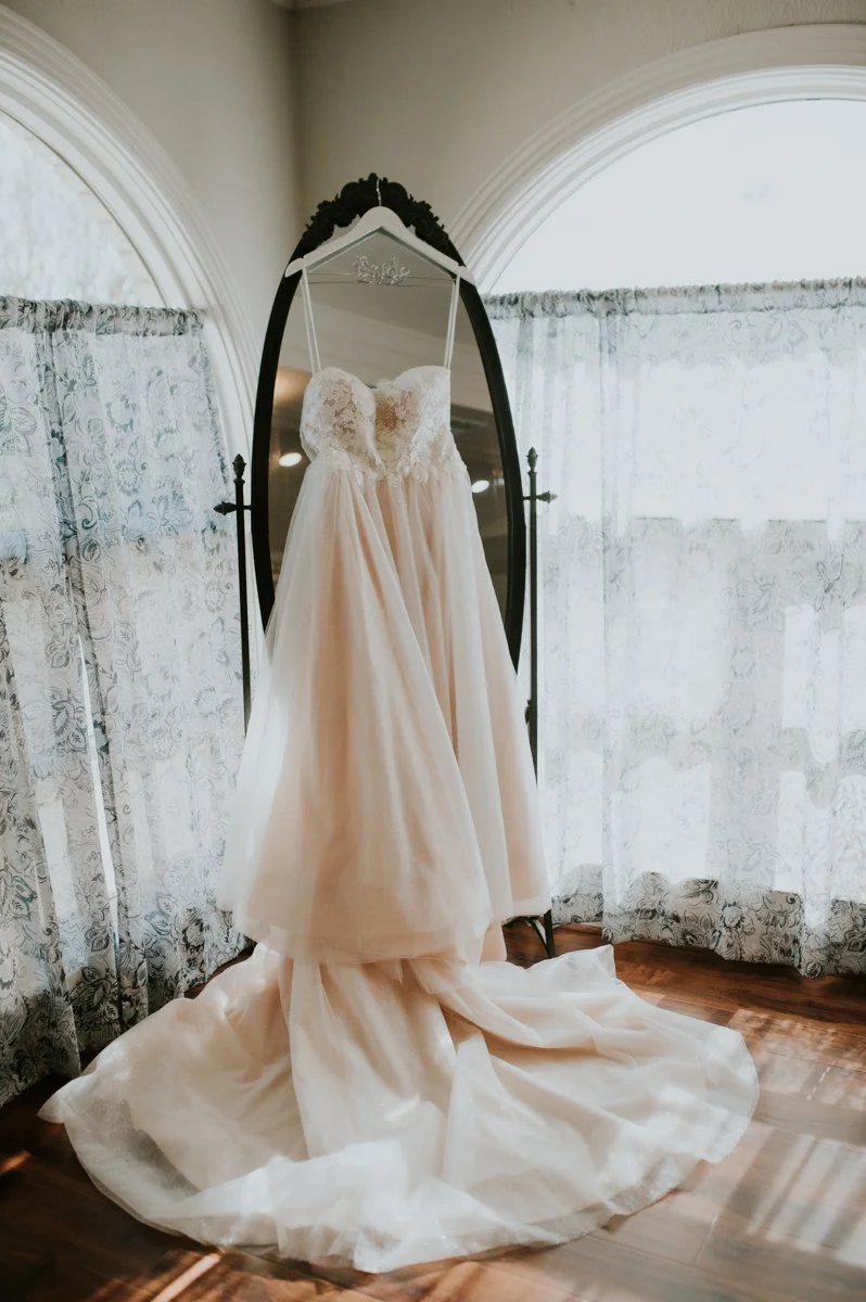 houstonwedding-galvestonwedding-houstonphotographer-texaswedding-dyiwedding-houstonweddings-loscastrophotography-3.jpg
