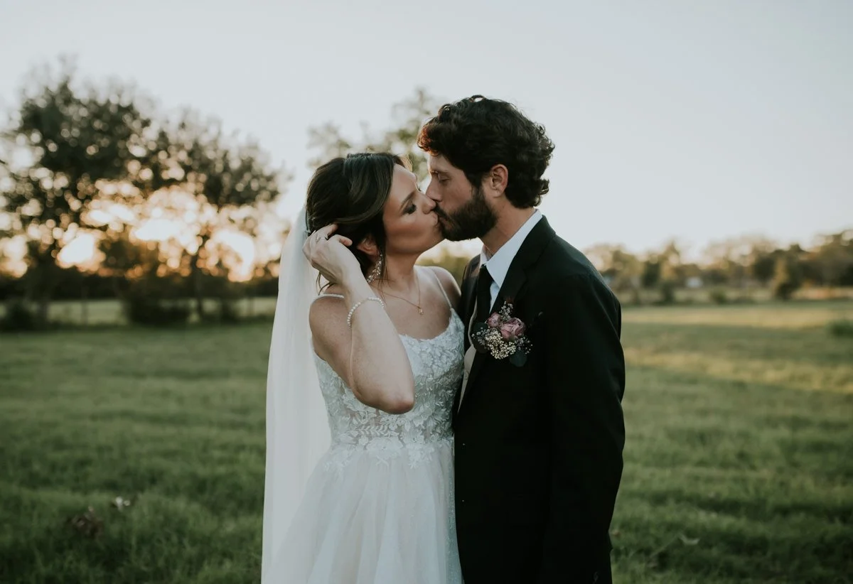 houstonwedding-galvestonwedding-houstonphotographer-texaswedding-dyiwedding-houstonweddings-loscastrophotography-58.jpg