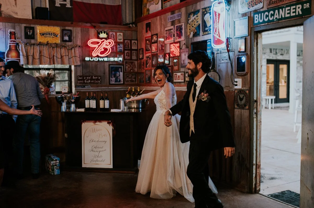 houstonwedding-galvestonwedding-houstonphotographer-texaswedding-dyiwedding-houstonweddings-loscastrophotography-61.jpg