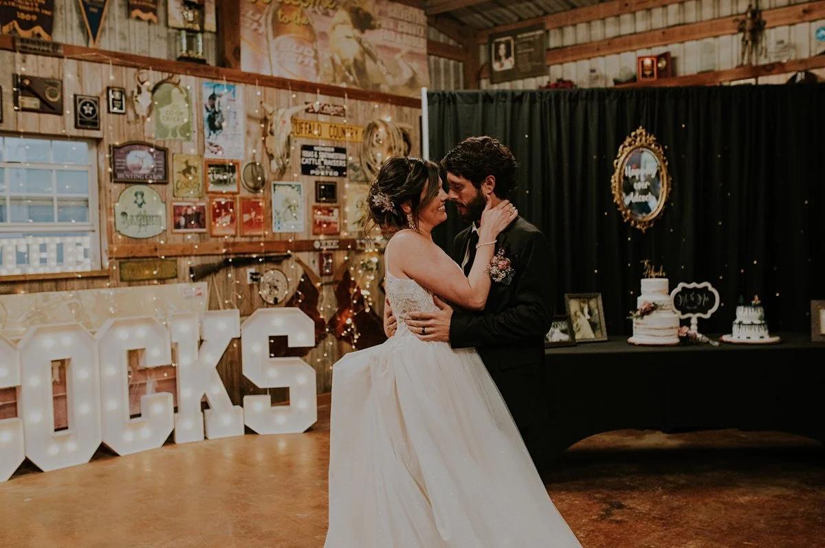 houstonwedding-galvestonwedding-houstonphotographer-texaswedding-dyiwedding-houstonweddings-loscastrophotography-62.jpg