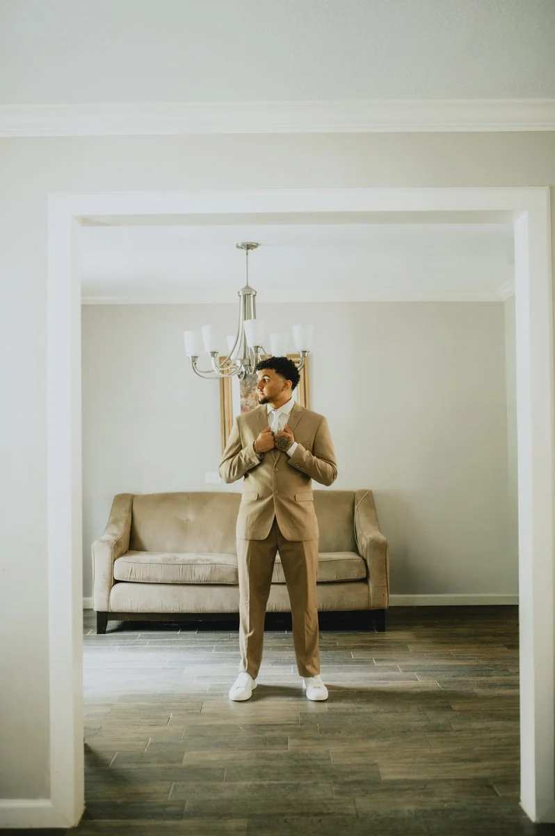 herronwedding-houstonweddings-houstonphotographer-houstonweddingphotographer-backyardweddings-diyweddings-houstonbackyardwedding-20.jpg