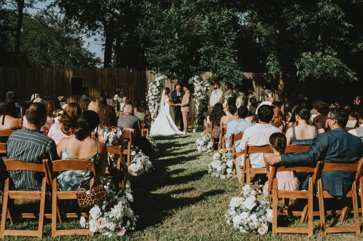 herronwedding-houstonweddings-houstonphotographer-houstonweddingphotographer-backyardweddings-diyweddings-houstonbackyardwedding-43.jpg