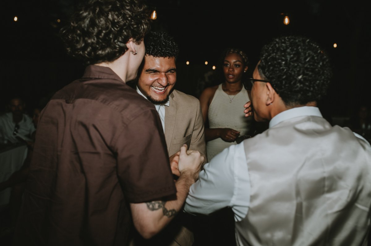 herronwedding-houstonweddings-houstonphotographer-houstonweddingphotographer-backyardweddings-diyweddings-houstonbackyardwedding-64.jpg