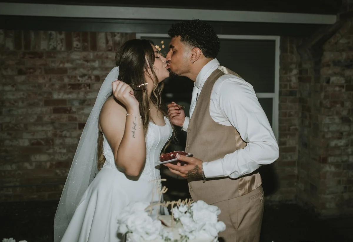 herronwedding-houstonweddings-houstonphotographer-houstonweddingphotographer-backyardweddings-diyweddings-houstonbackyardwedding-70.jpg
