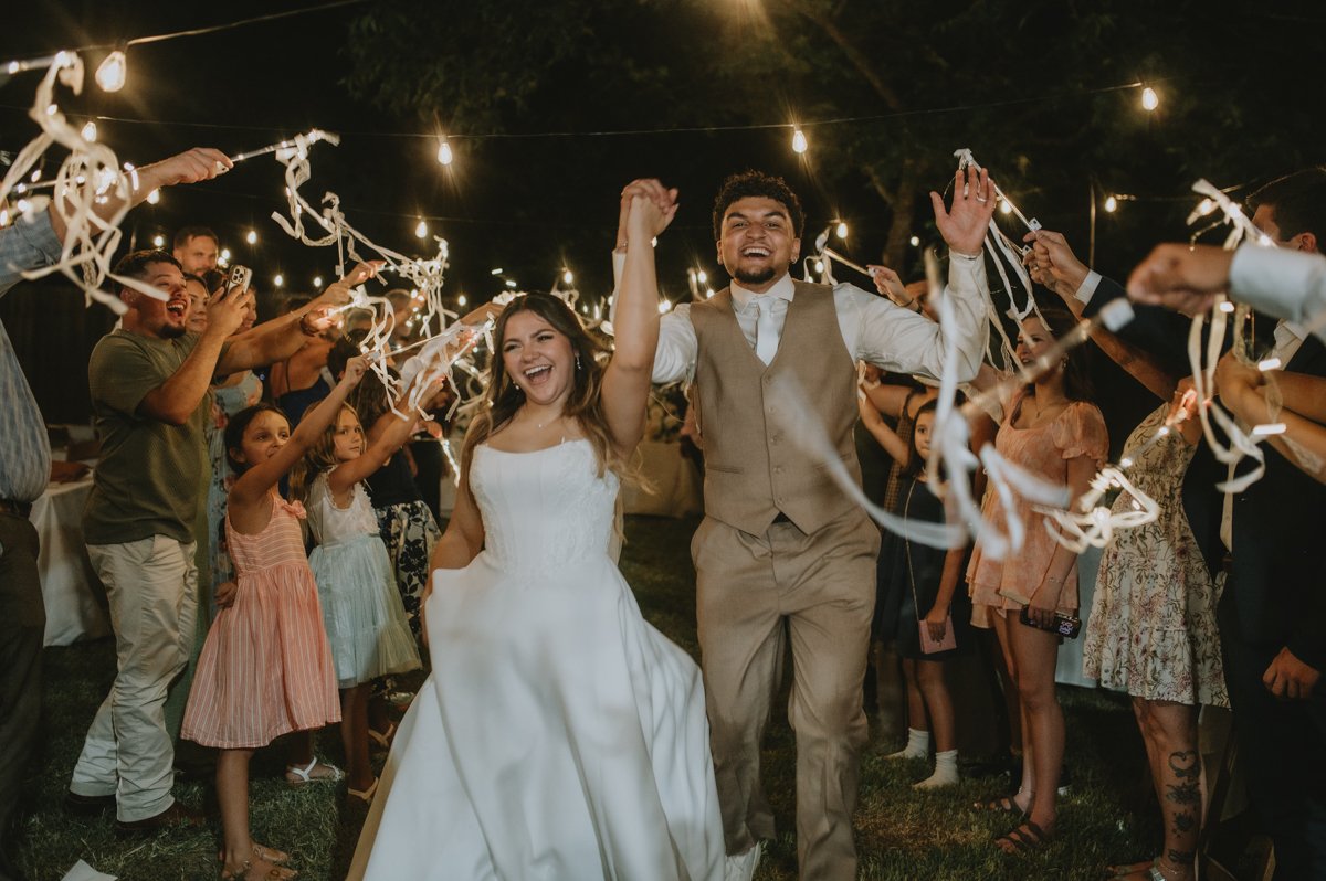 herronwedding-houstonweddings-houstonphotographer-houstonweddingphotographer-backyardweddings-diyweddings-houstonbackyardwedding-78.jpg
