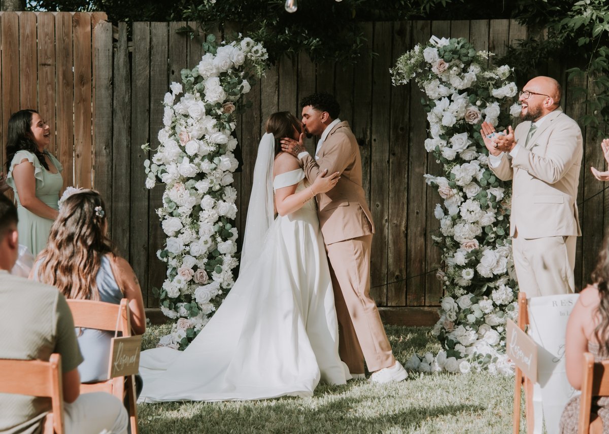herronwedding-houstonweddings-houstonphotographer-houstonweddingphotographer-backyardweddings-diyweddings-houstonbackyardwedding-86.jpg