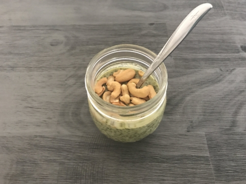 There's something about the matcha, cashew combo I'm obsessed with, but throw any toppings you'd like on there. Shredded coconut is also bomb, btw ;-)