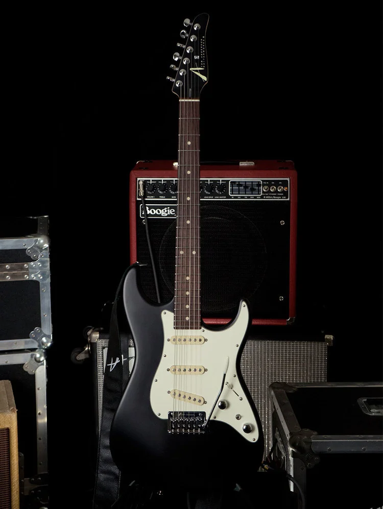 The Classic in Satin Black