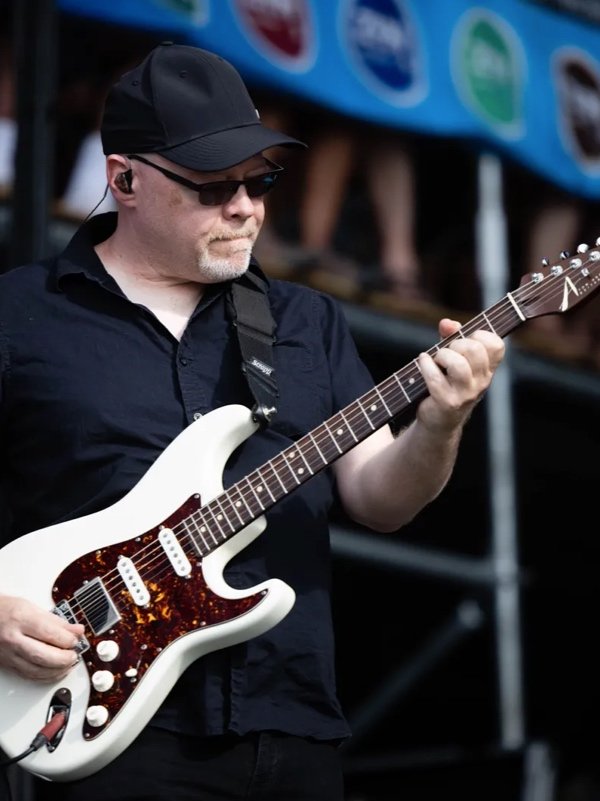 New Artist - Geoff Guthrie