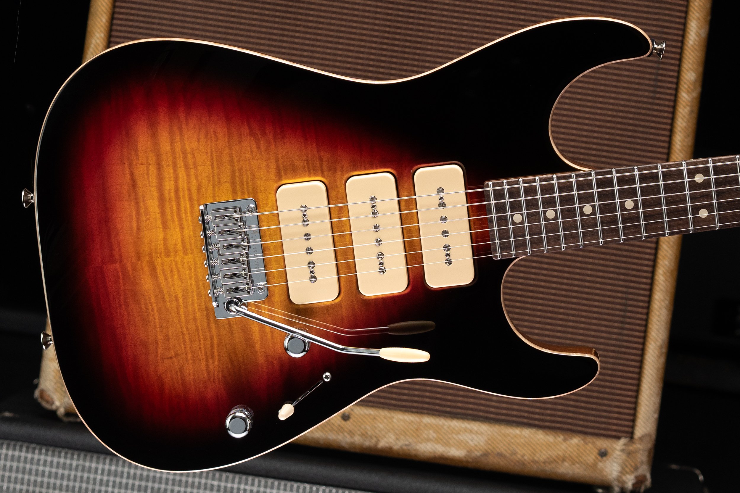 02-04-24N_b_Cobra S_3 Color Teardrop Burst.jpg