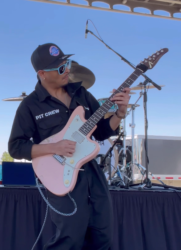 New Artist - Ethan Figs