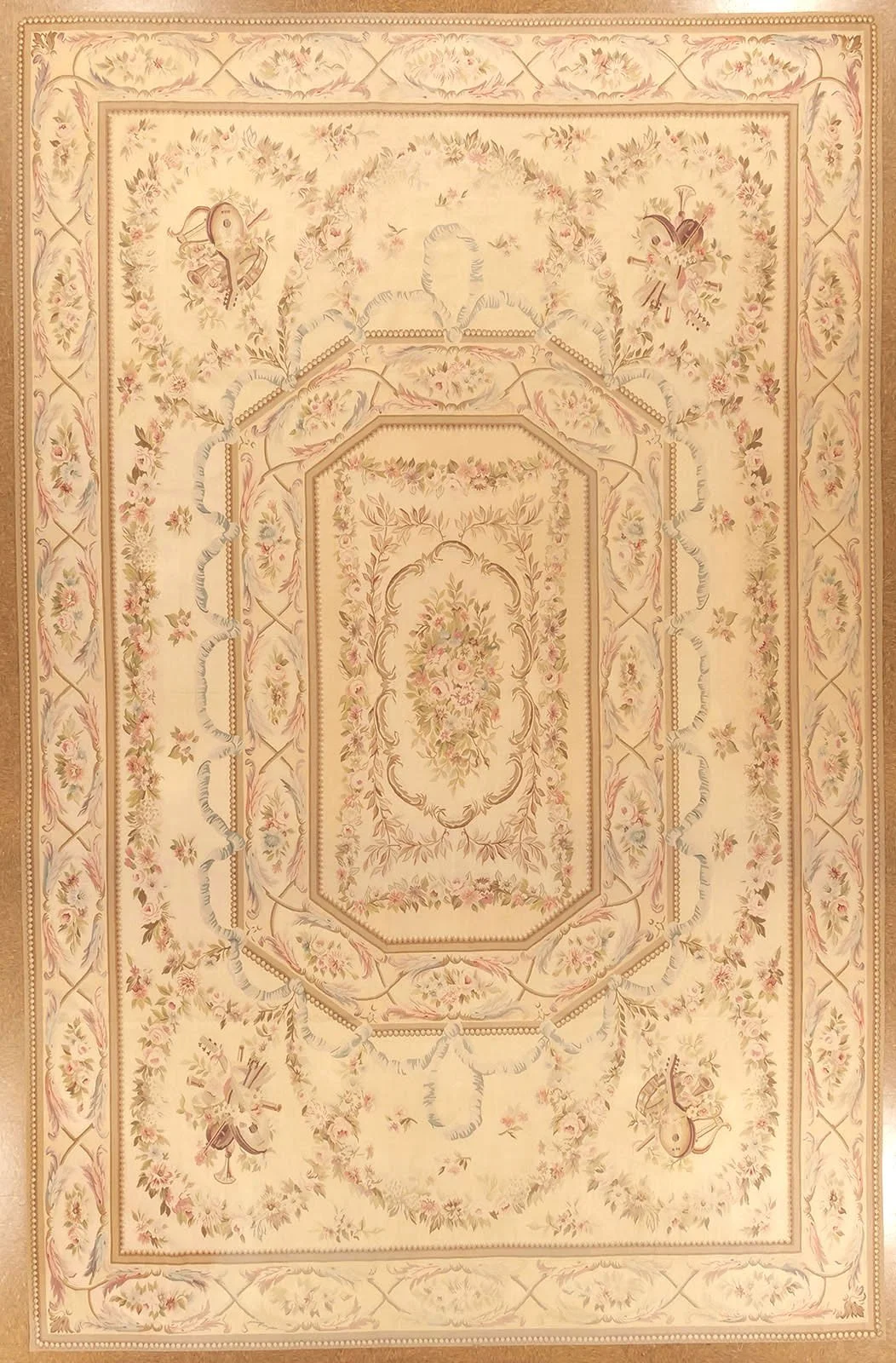 11.7 x 17.10 Aubusson Rug W-173-I