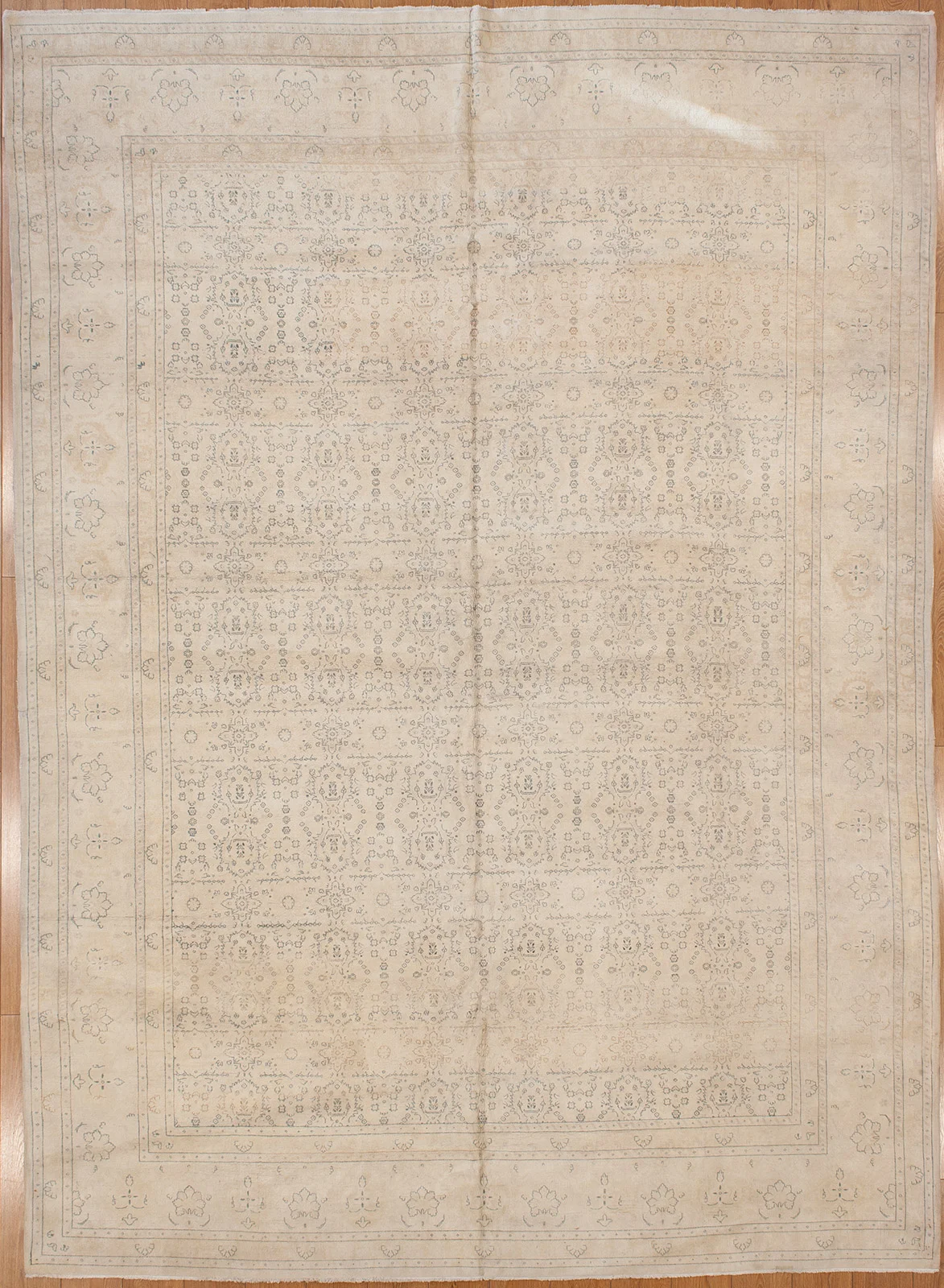 India Tabriz