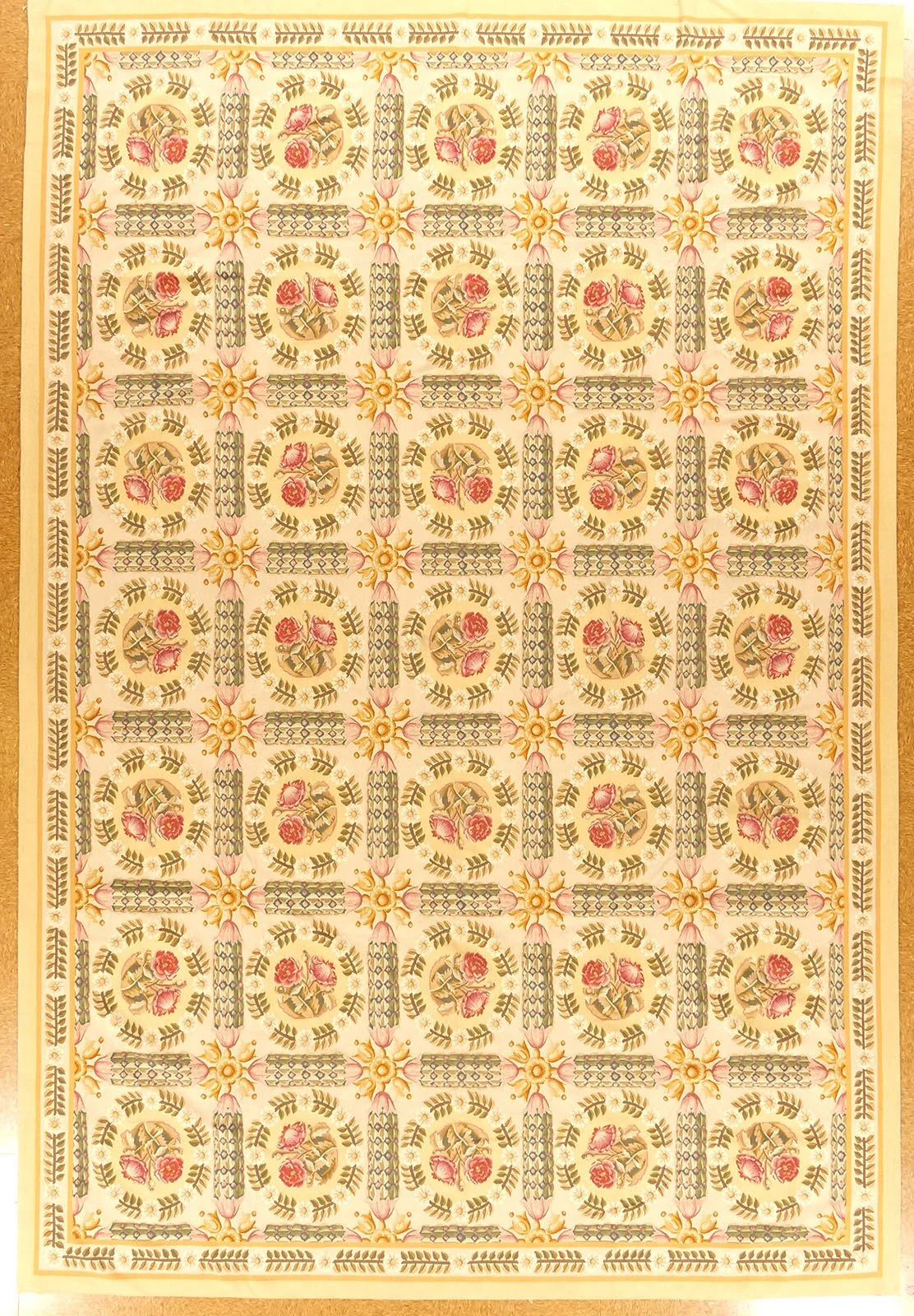 10.9 x 15.10 Aubusson Rug 218-I
