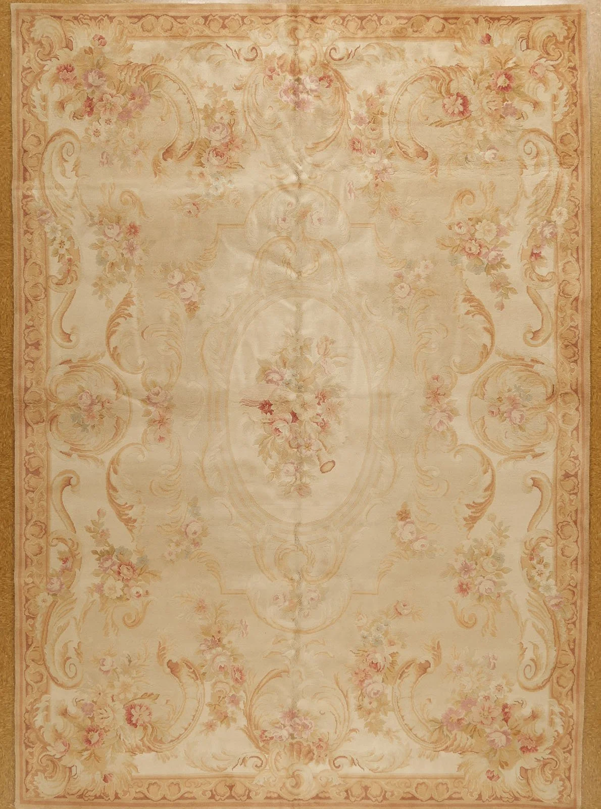 9.9 x 13.9 Savonnerie Rug SV-4