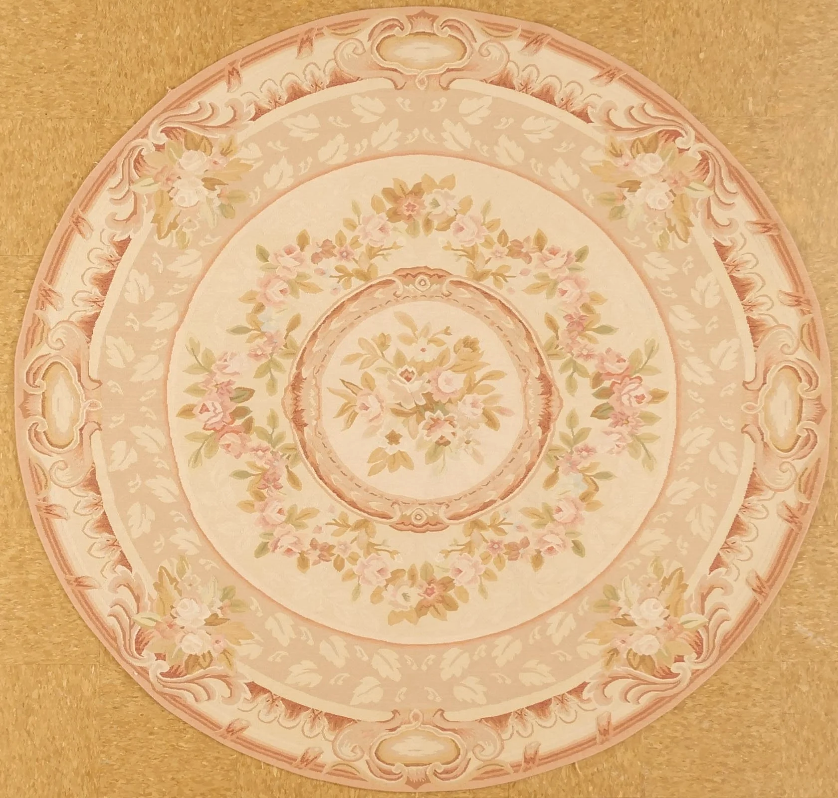 new round aubusson weave carpet in size 5.10 x 5.10