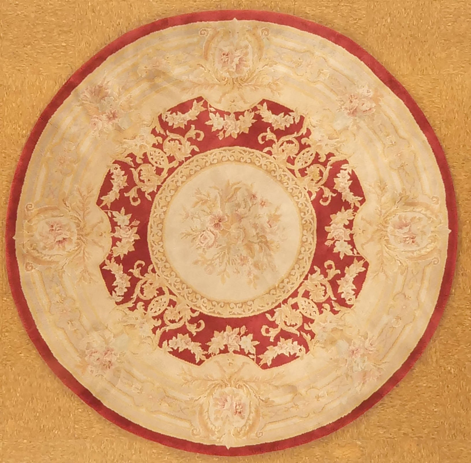 round-savonnerie-rug