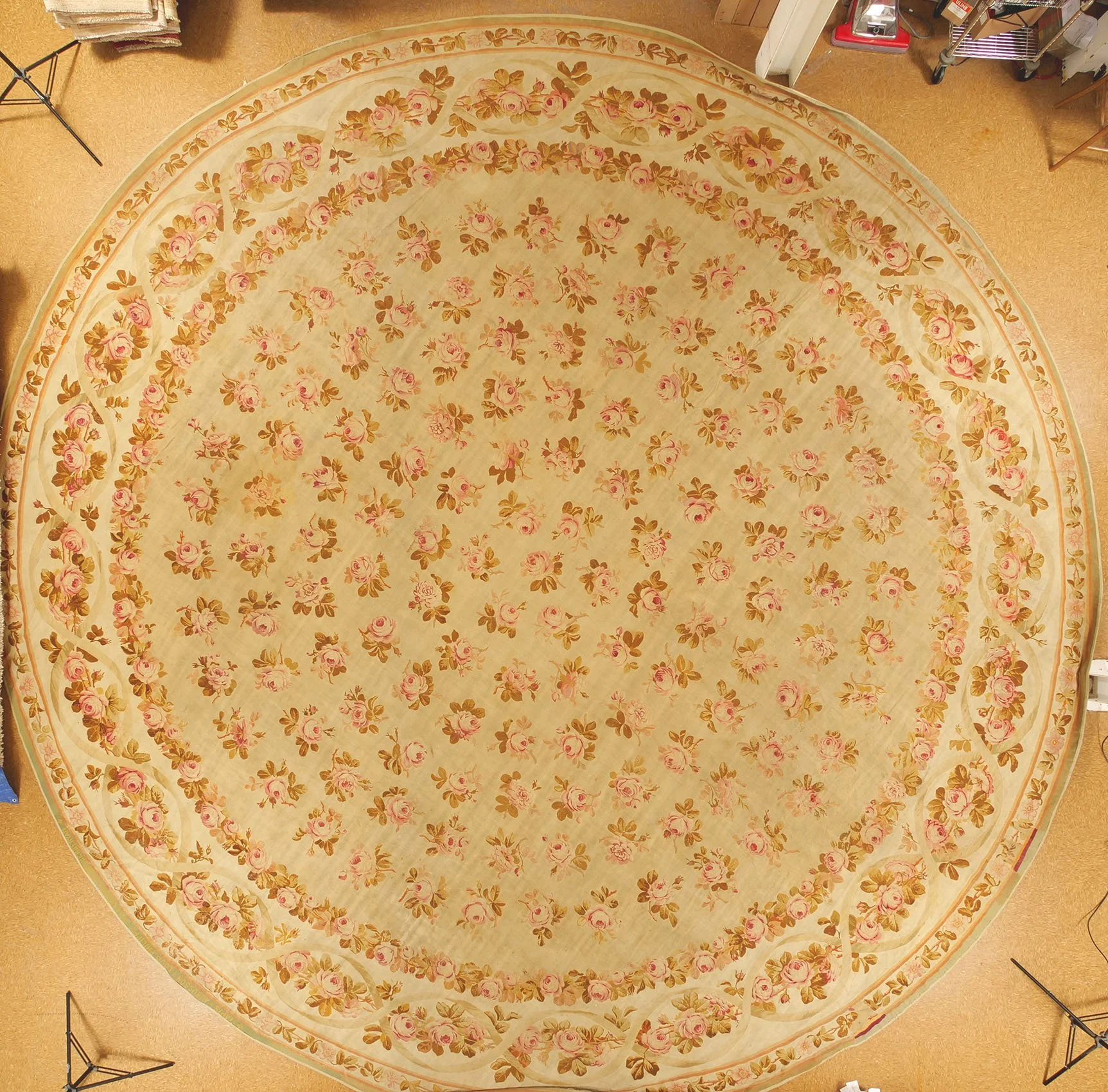 22 x 22 Antique French Round Aubusson Rug